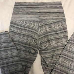 Pattern lululemon leggings